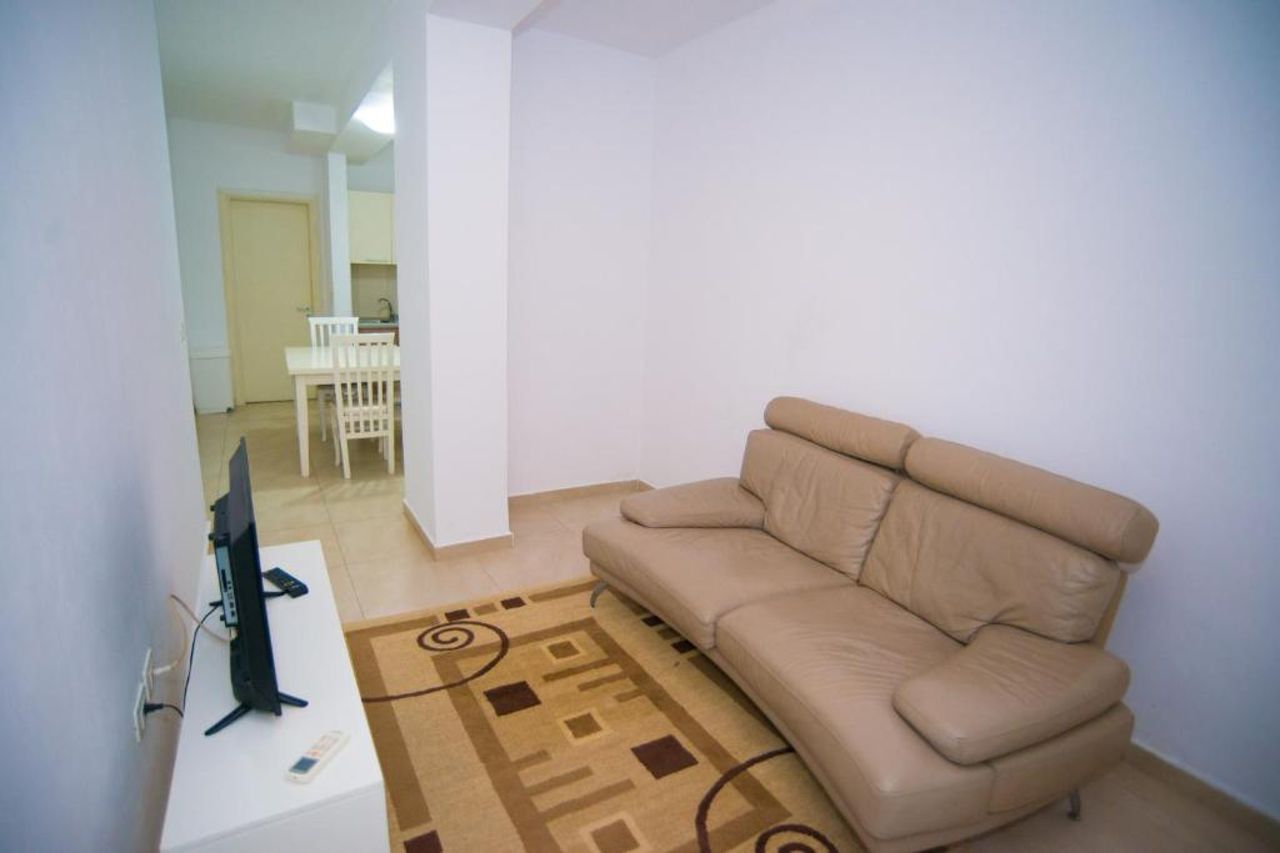One Bedroom APT (Rezidenca Kodra e Diellit 1)