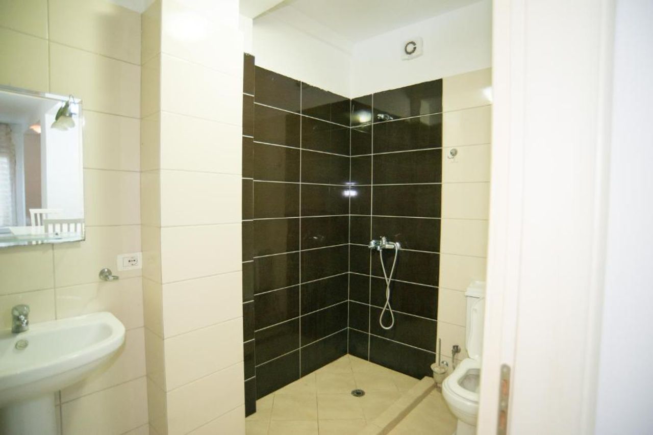 One Bedroom APT (Rezidenca Kodra e Diellit 1)