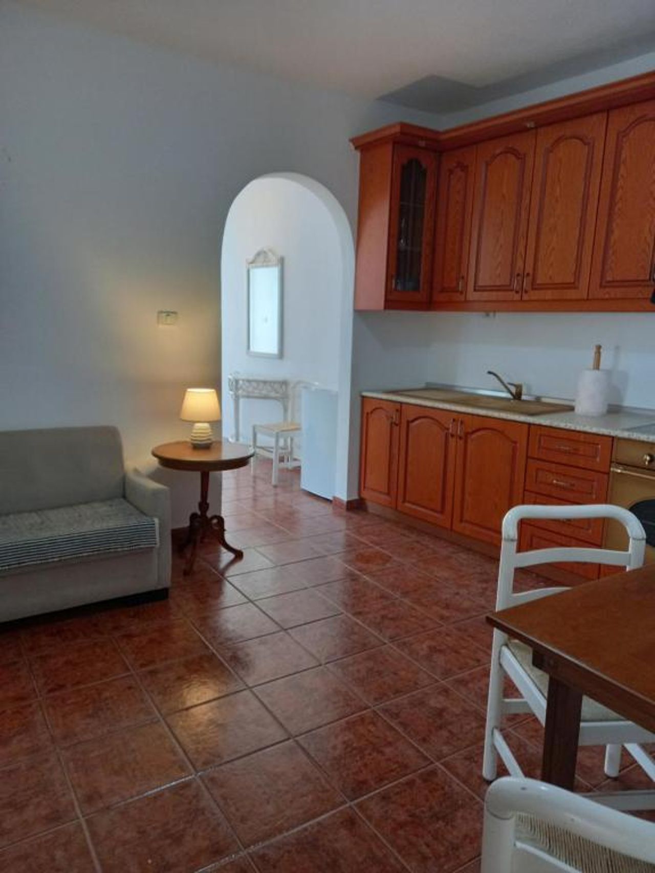 Amphora Guesthouse & Apartments