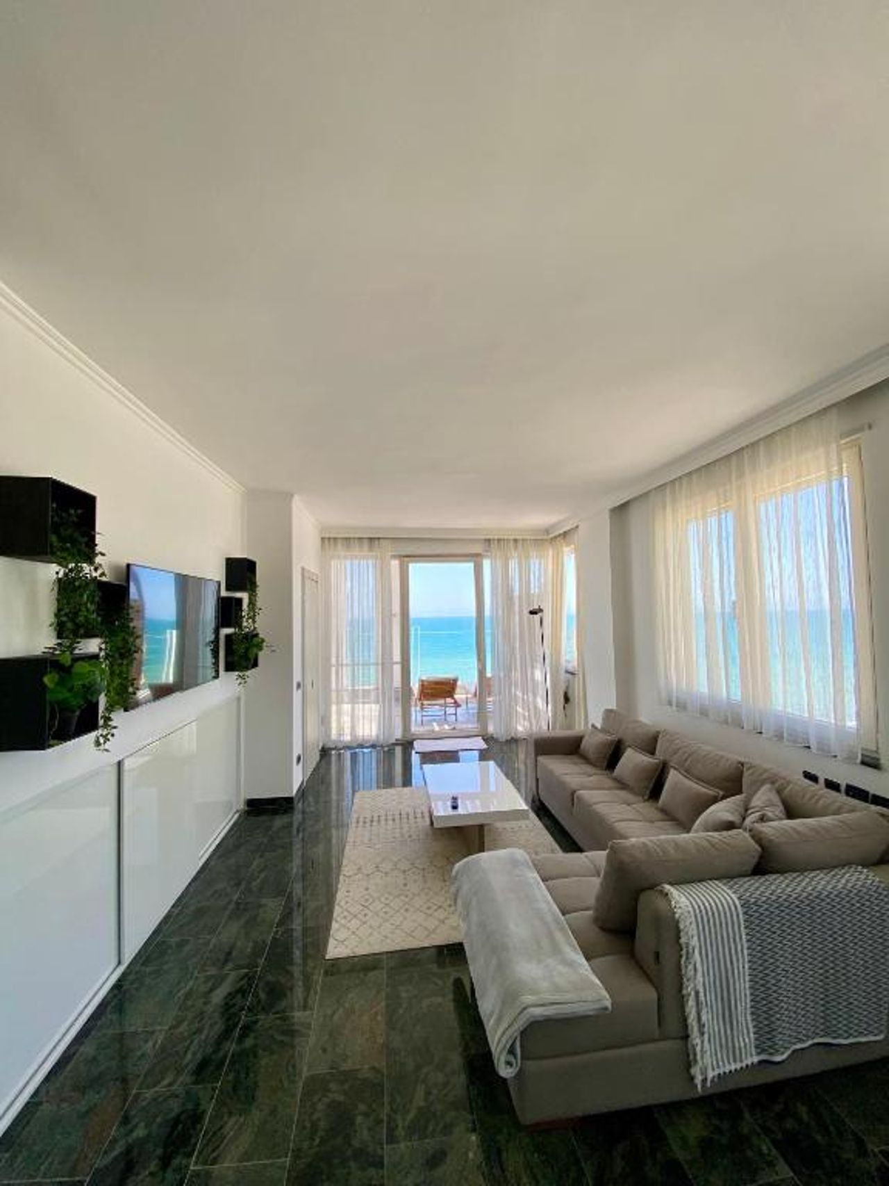 Luxury Penthouse with Full Sea View