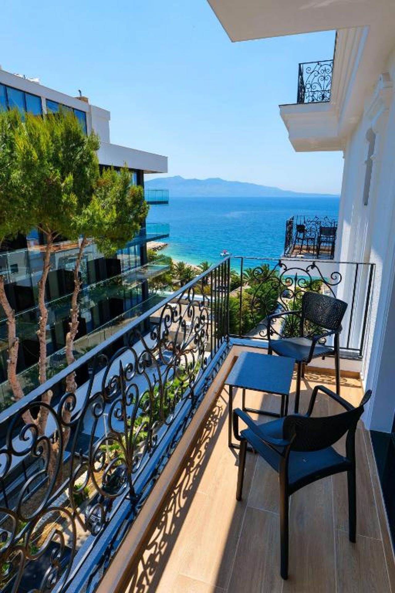 Seawave Hotel