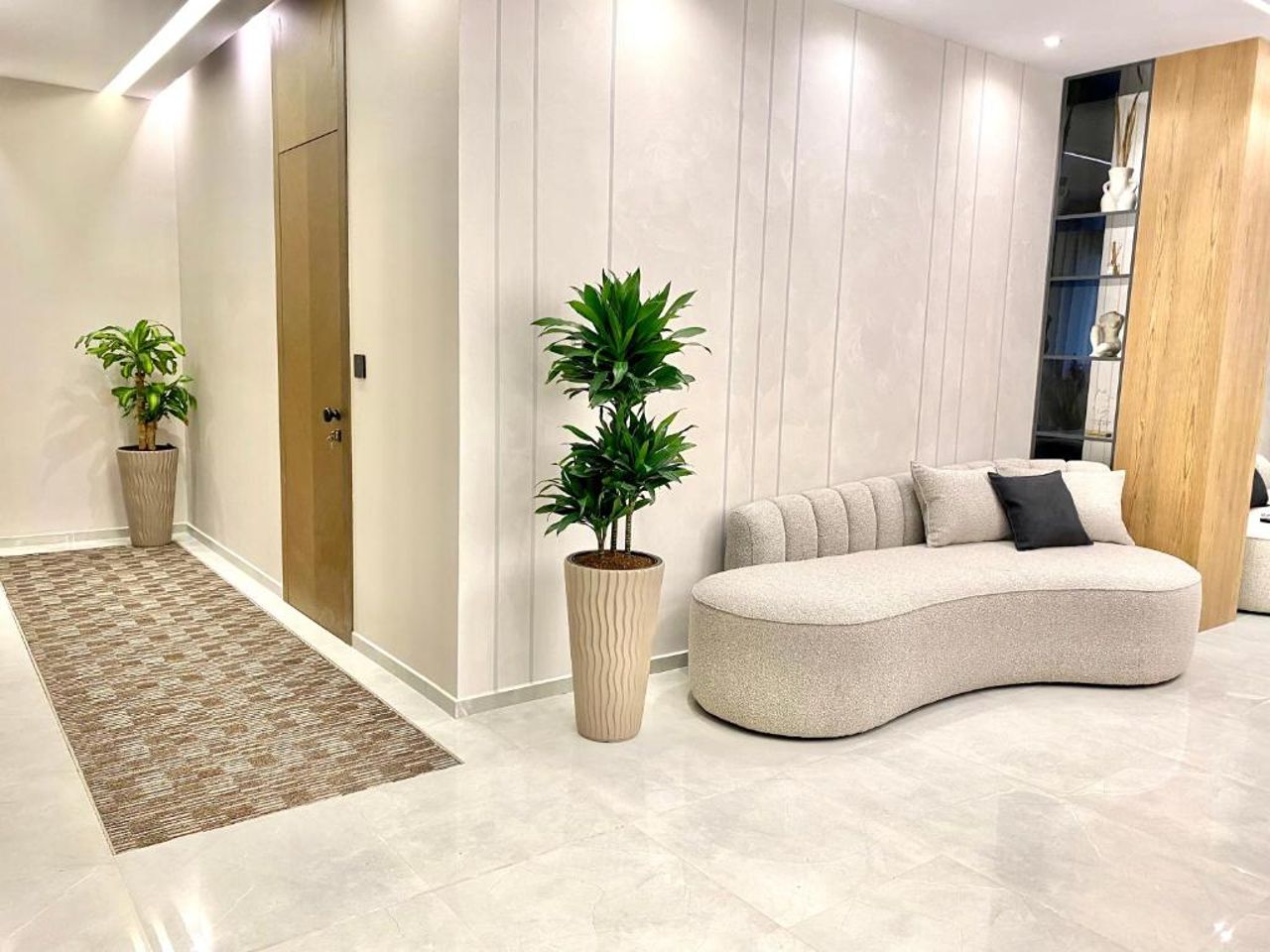 Elmar Hotel