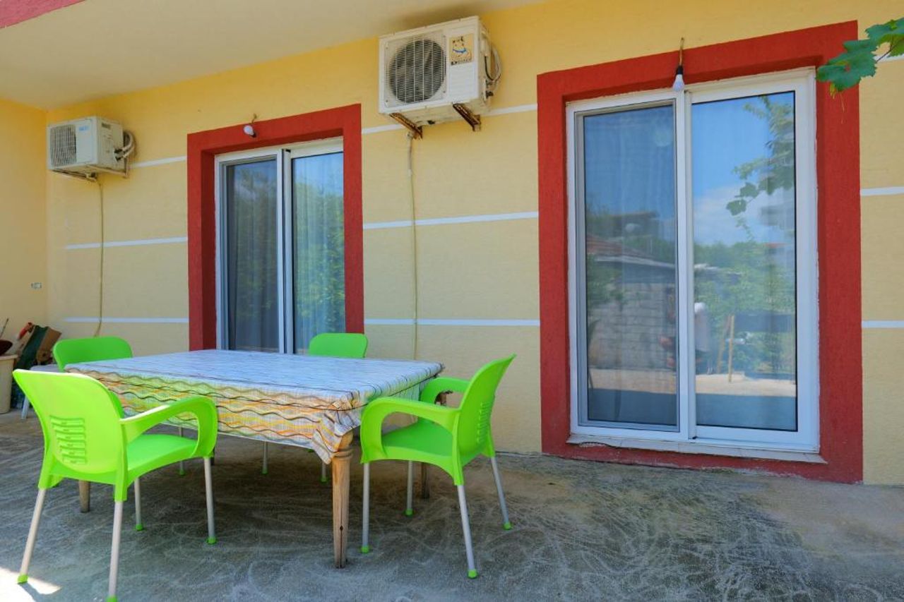 Ilias House