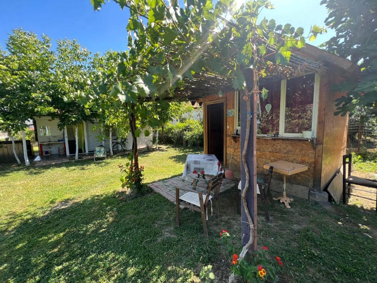 Elbasan Backpacker Hostel