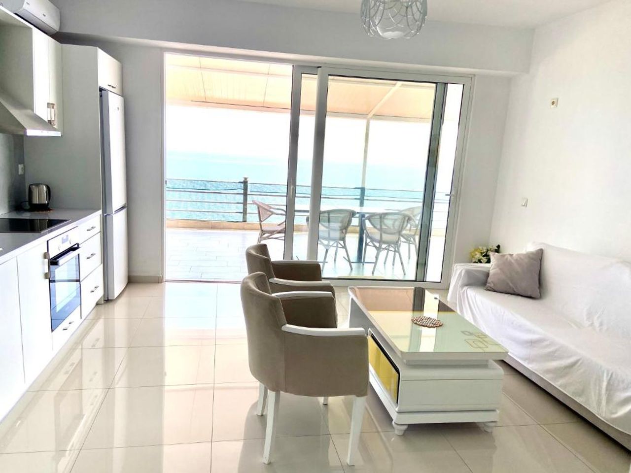 Qeparo Pano Rooms