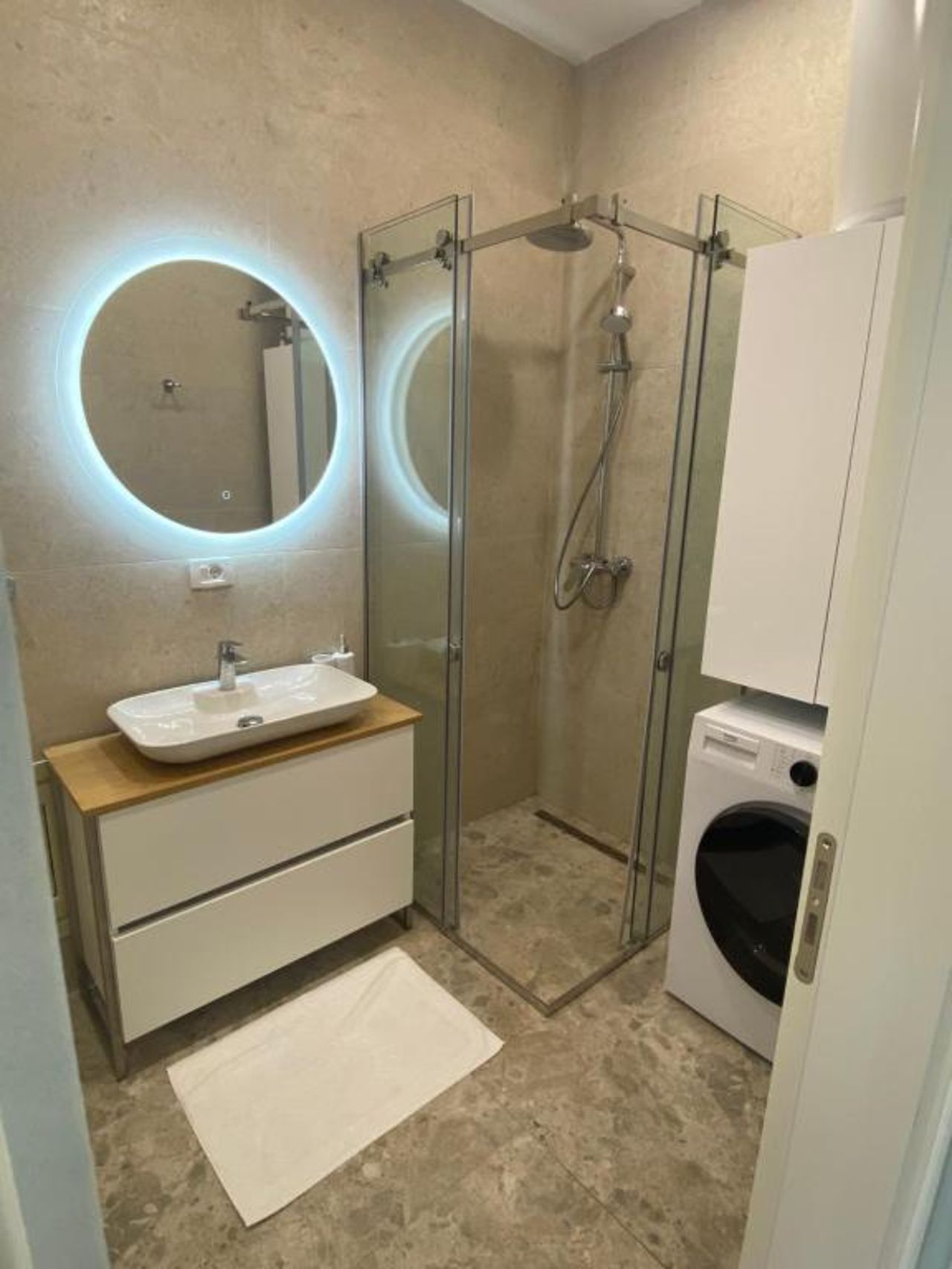 Seaclusion Villa Palase
