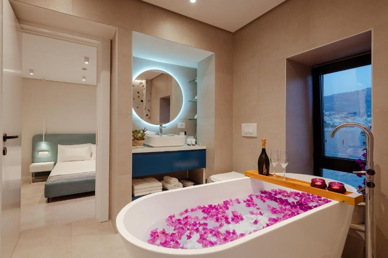 Artis Blue Relax