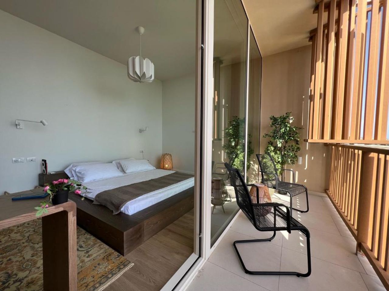 3-bedroom beach villa with a pool in Green Coast Palase