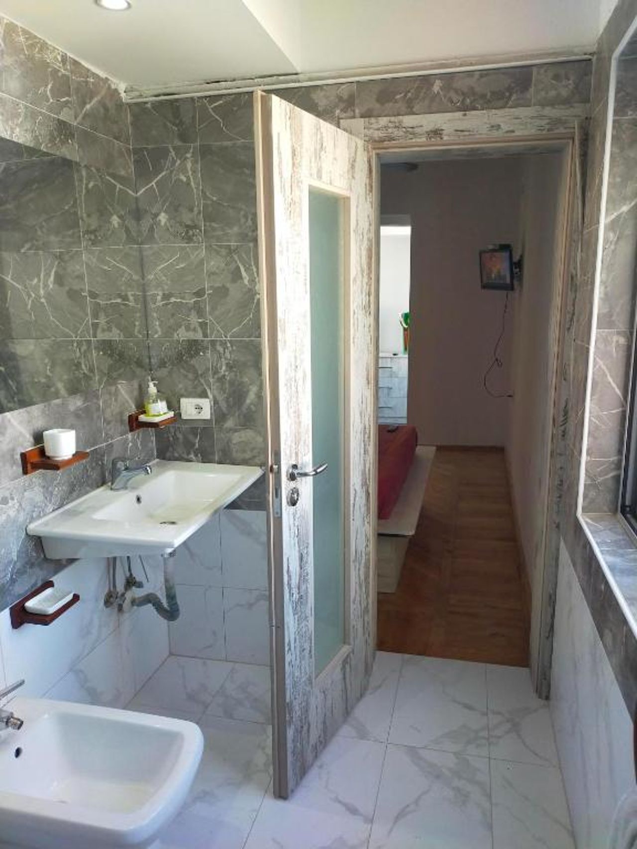 Rainbow House Apartment Saranda