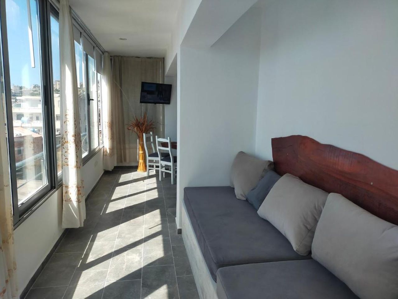 Rainbow House Apartment Saranda