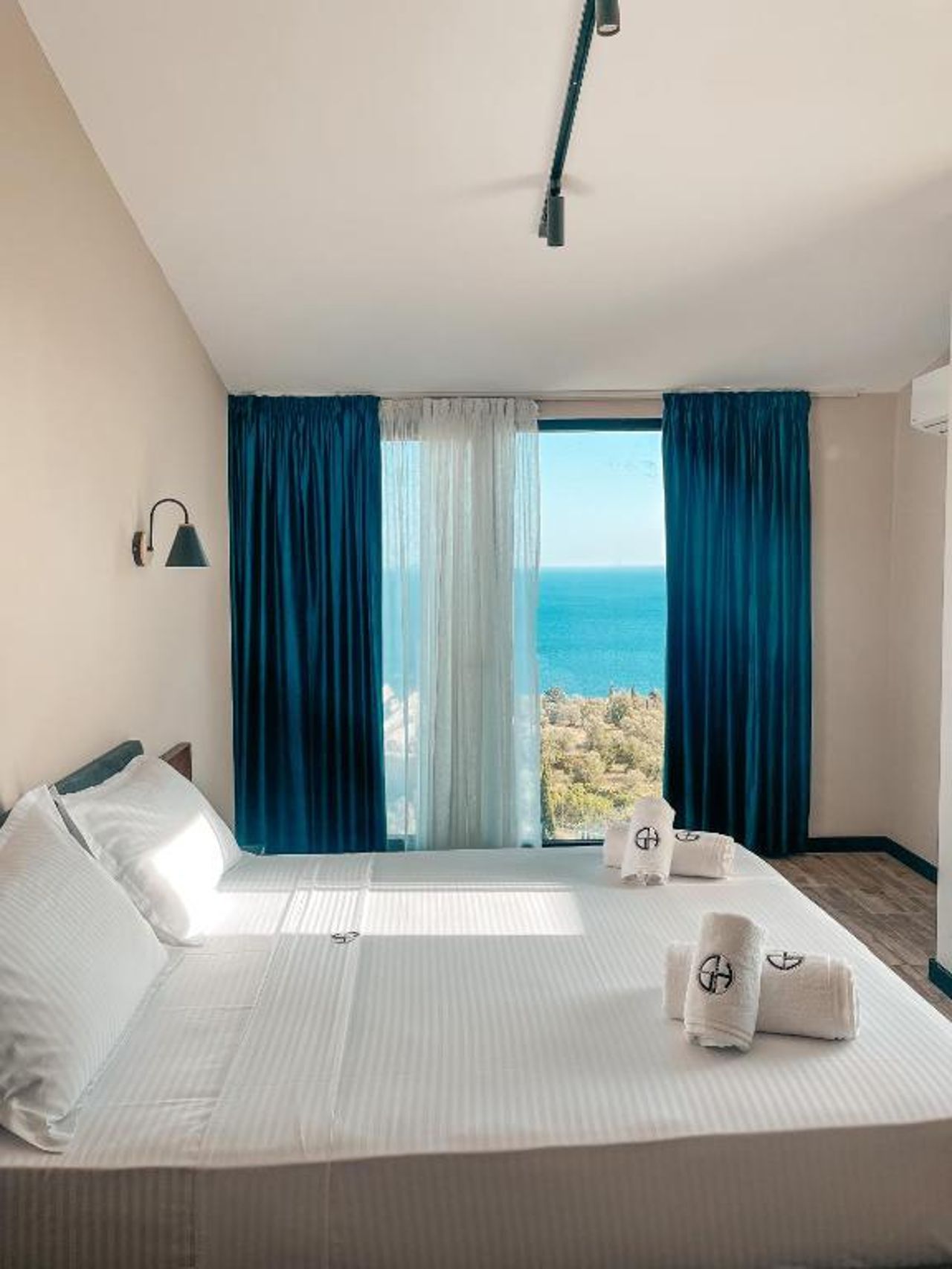 Gogo's Boutique Hotel