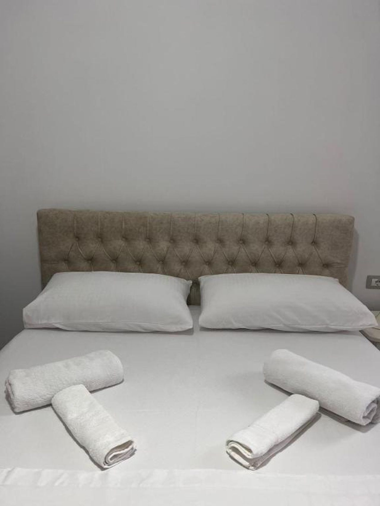 Fiori Rooms