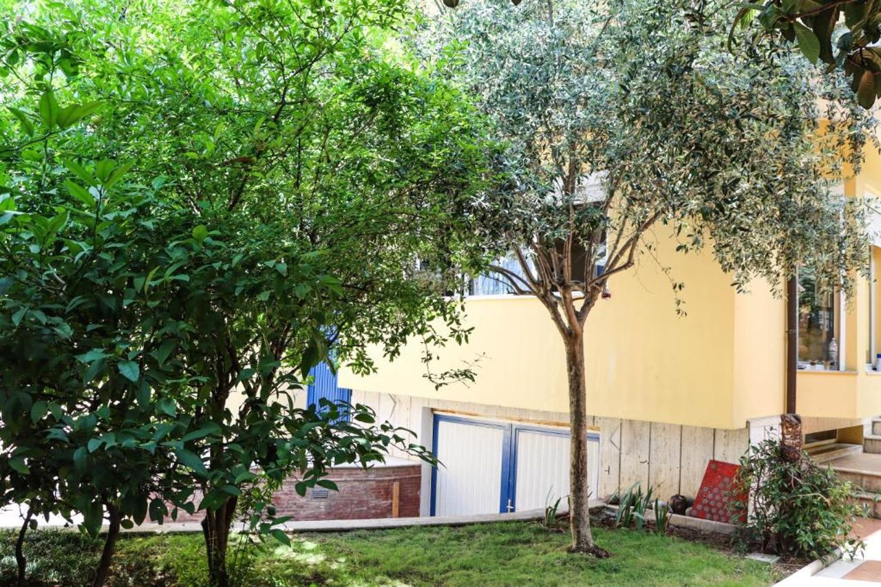 Blue Door Hostel