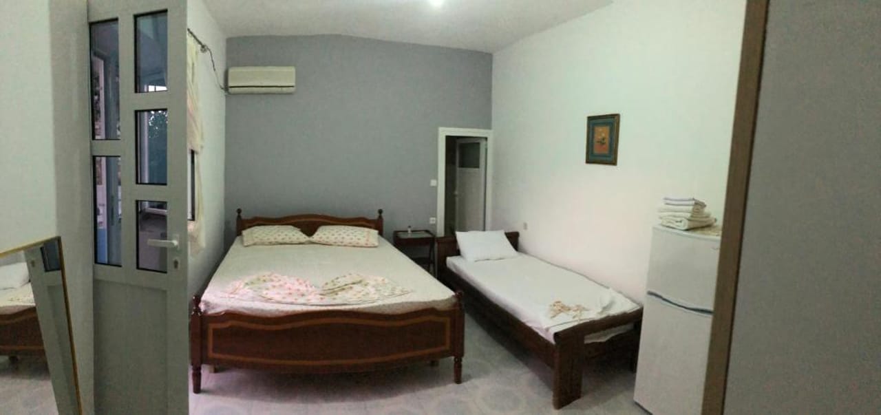Dina House