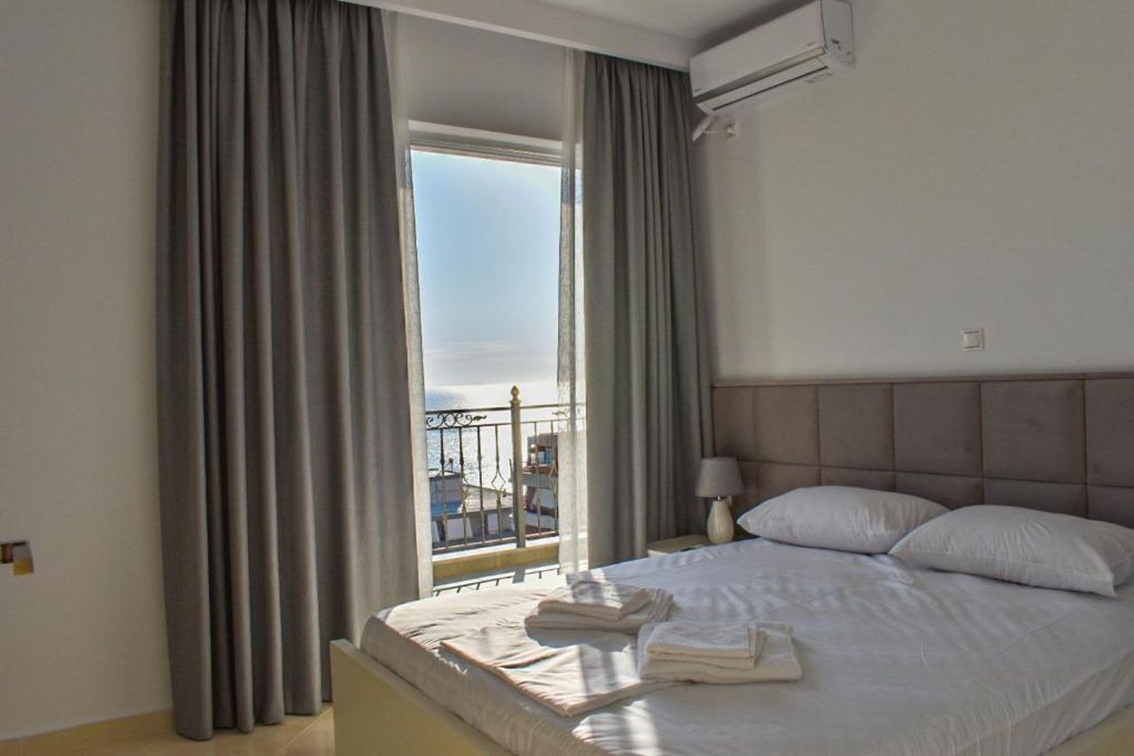 Paradise Apartment