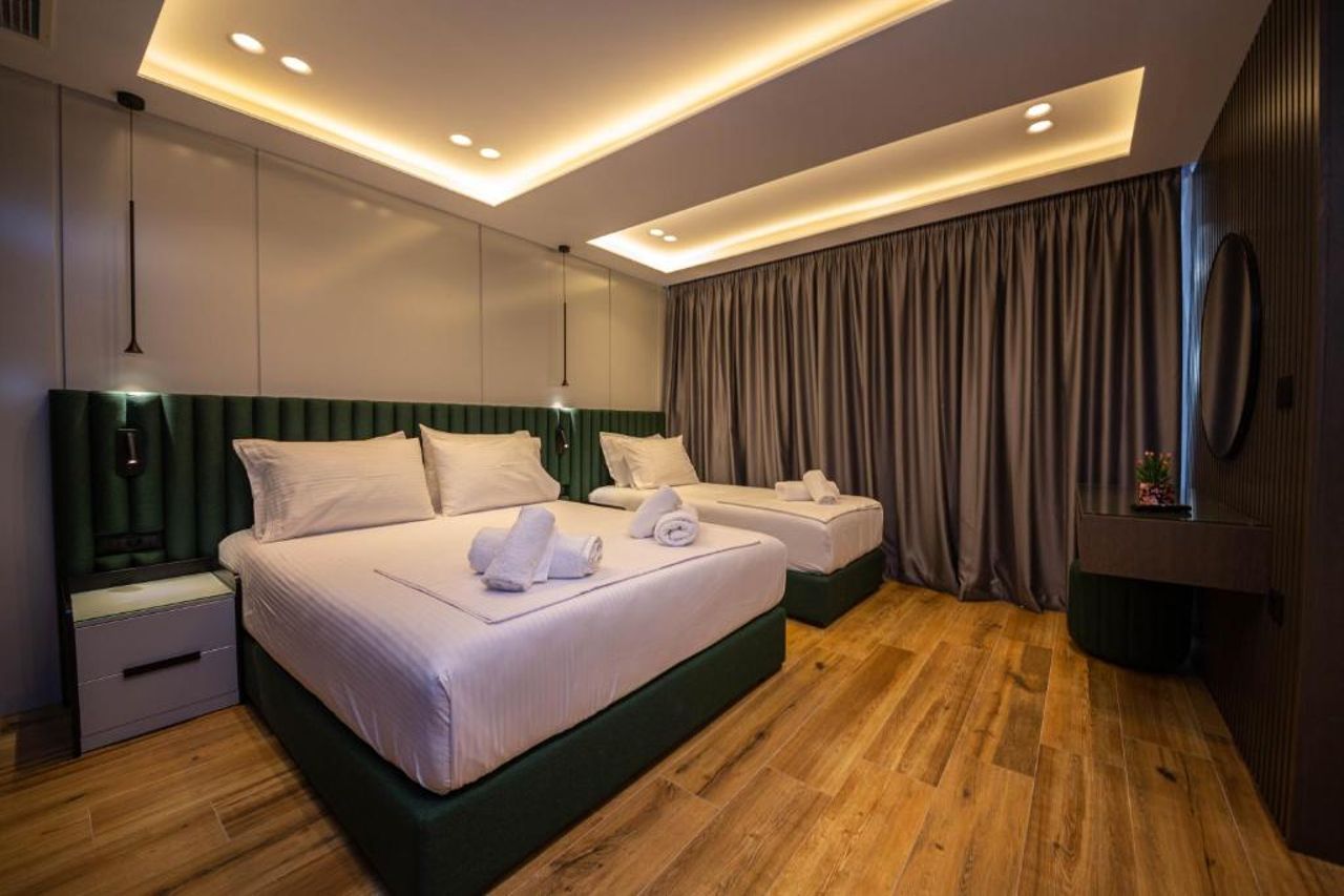 Hotel Lili-1