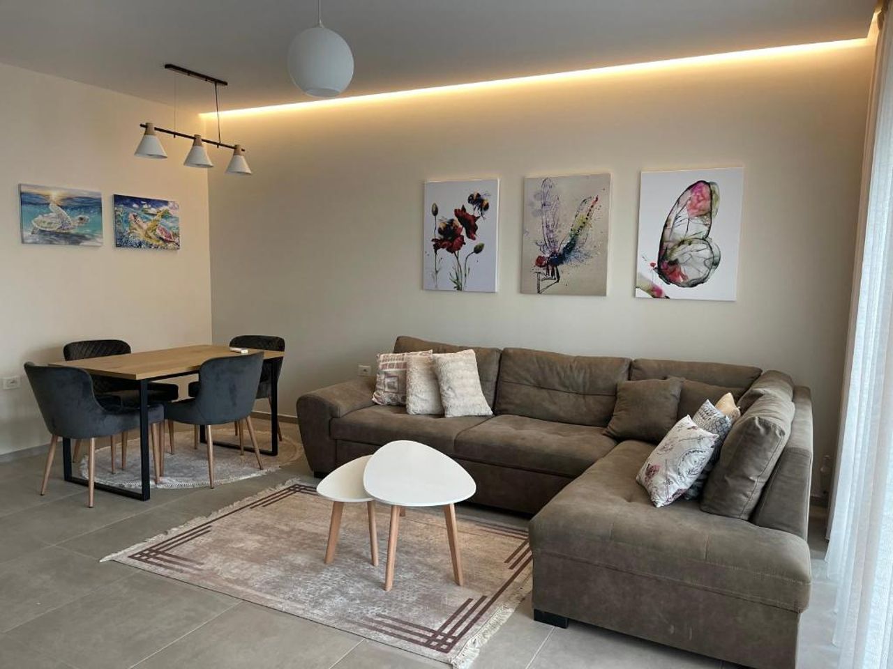 By Breeze Apartments