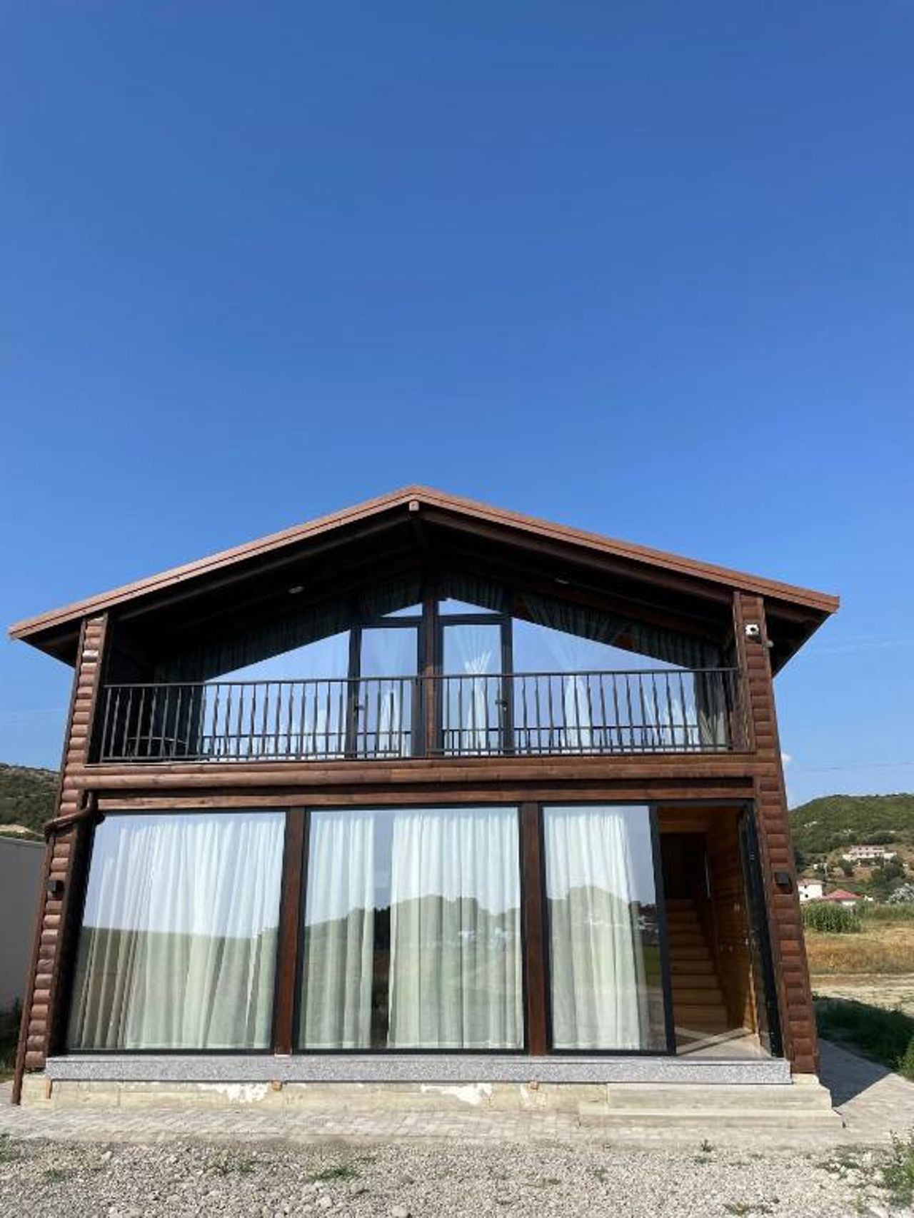 Posh villa 2