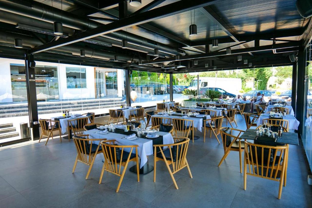 Blue Boutique Hotel