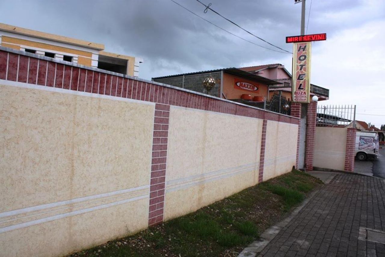 Hotel Buza