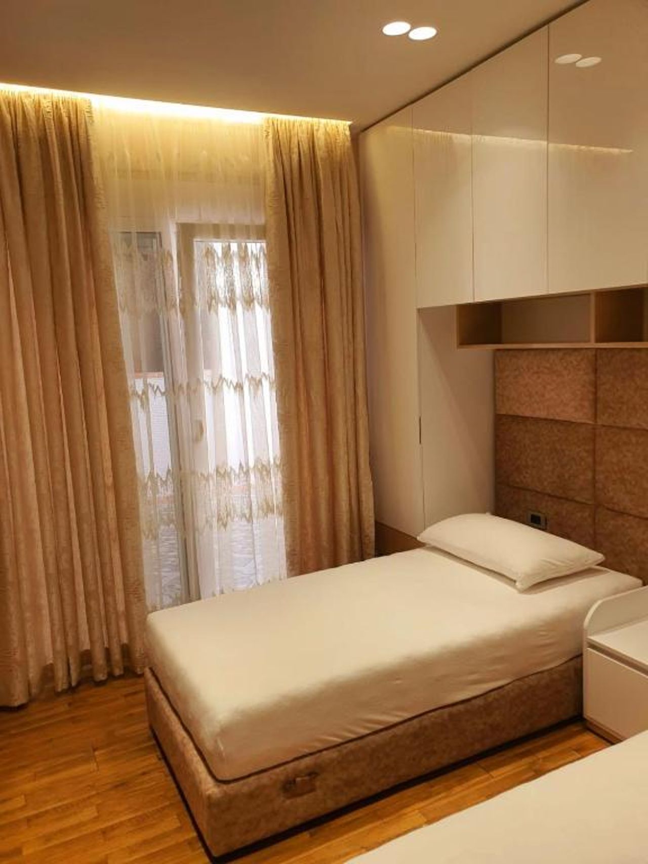Olives Residence
