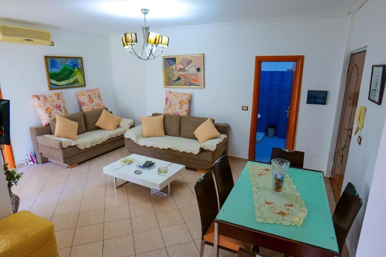 Baraku Apartment