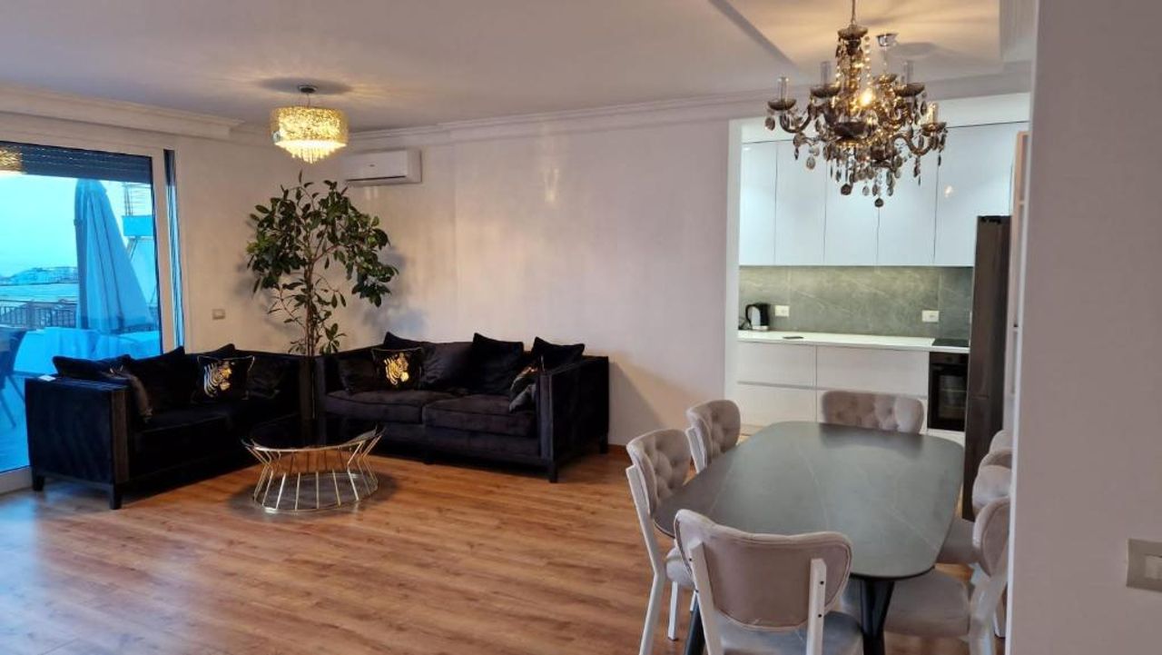 Pirro Luxury Apartment
