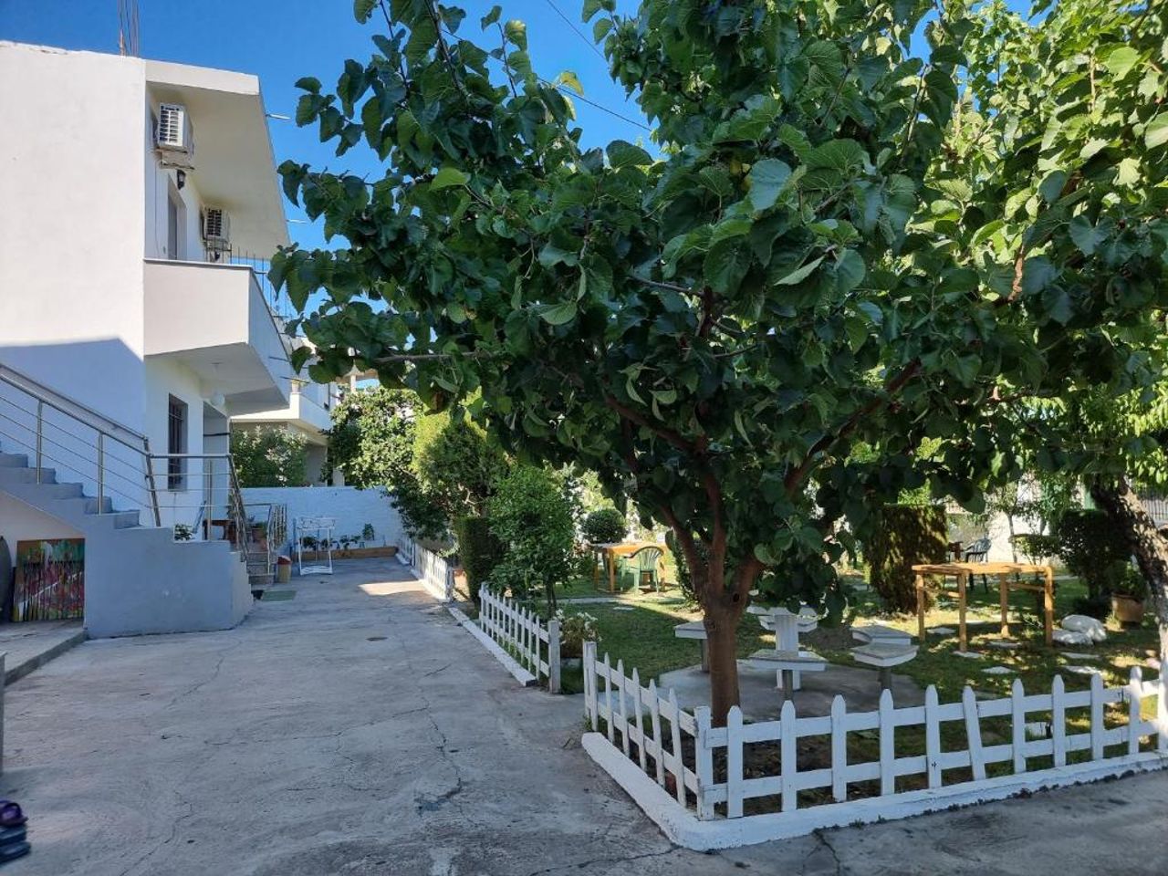 Guest House Vila Elezi