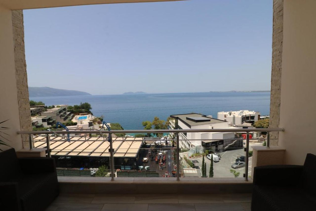 CC Hotel & Residence