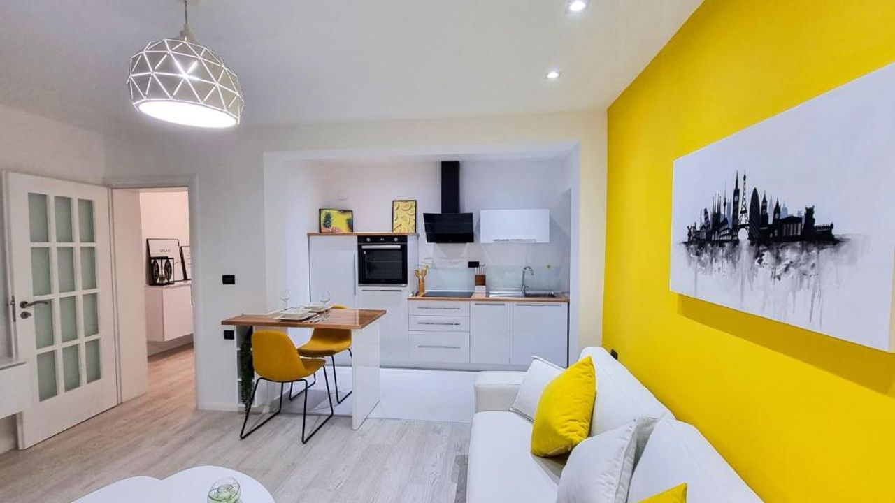 The Yellow' Condo