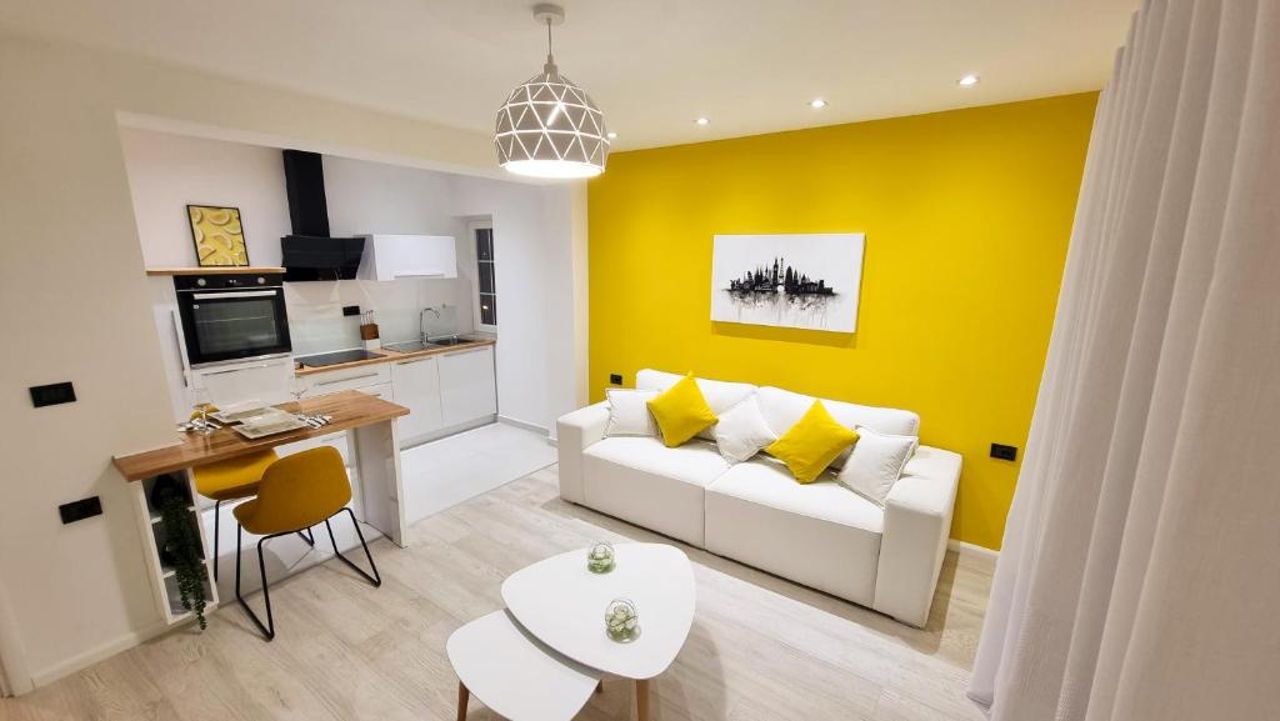 The Yellow' Condo