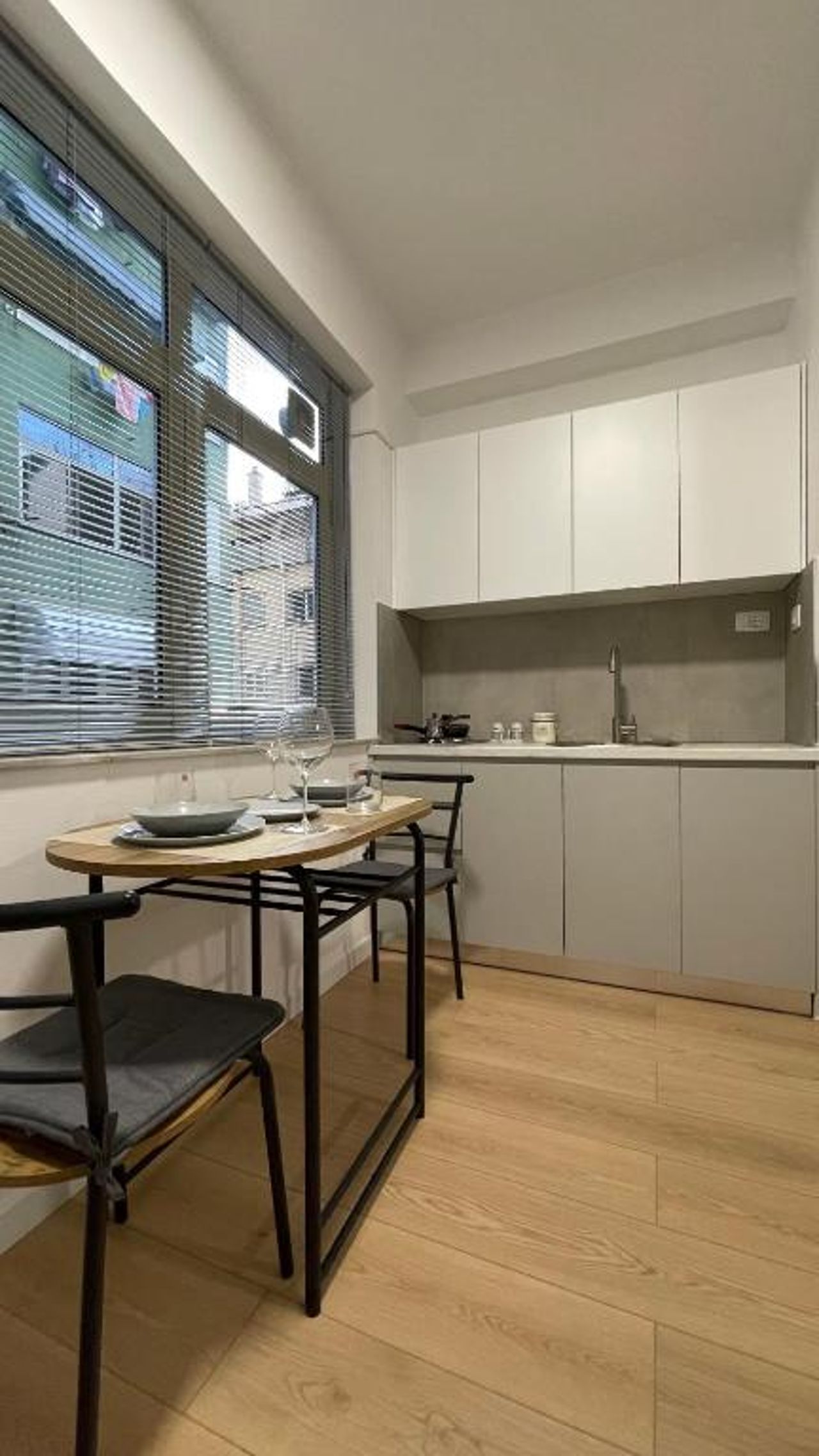 Studio apartment in amazing location! 24h check-in