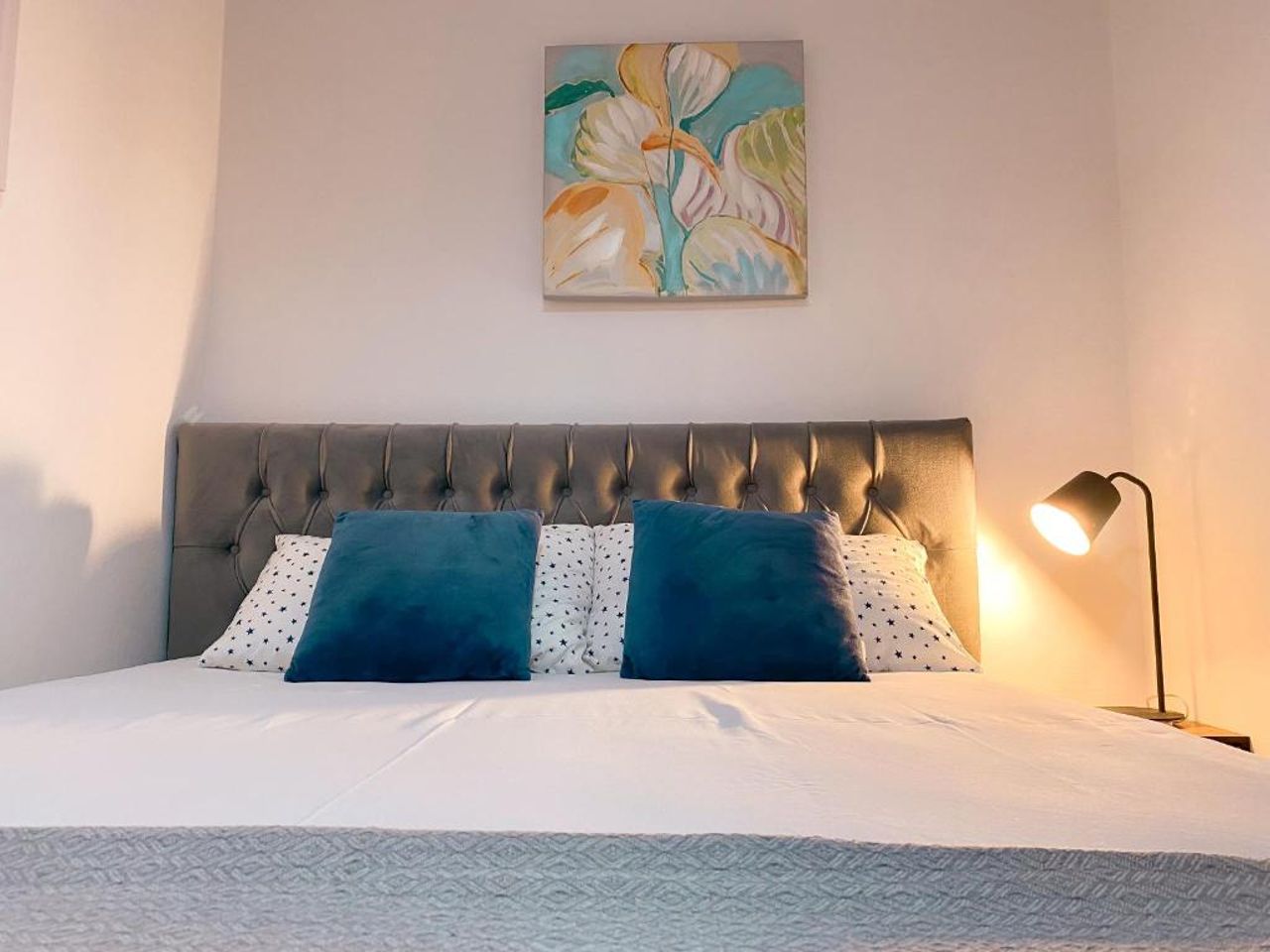 Tirana Views Apartment - Comfy & spacious