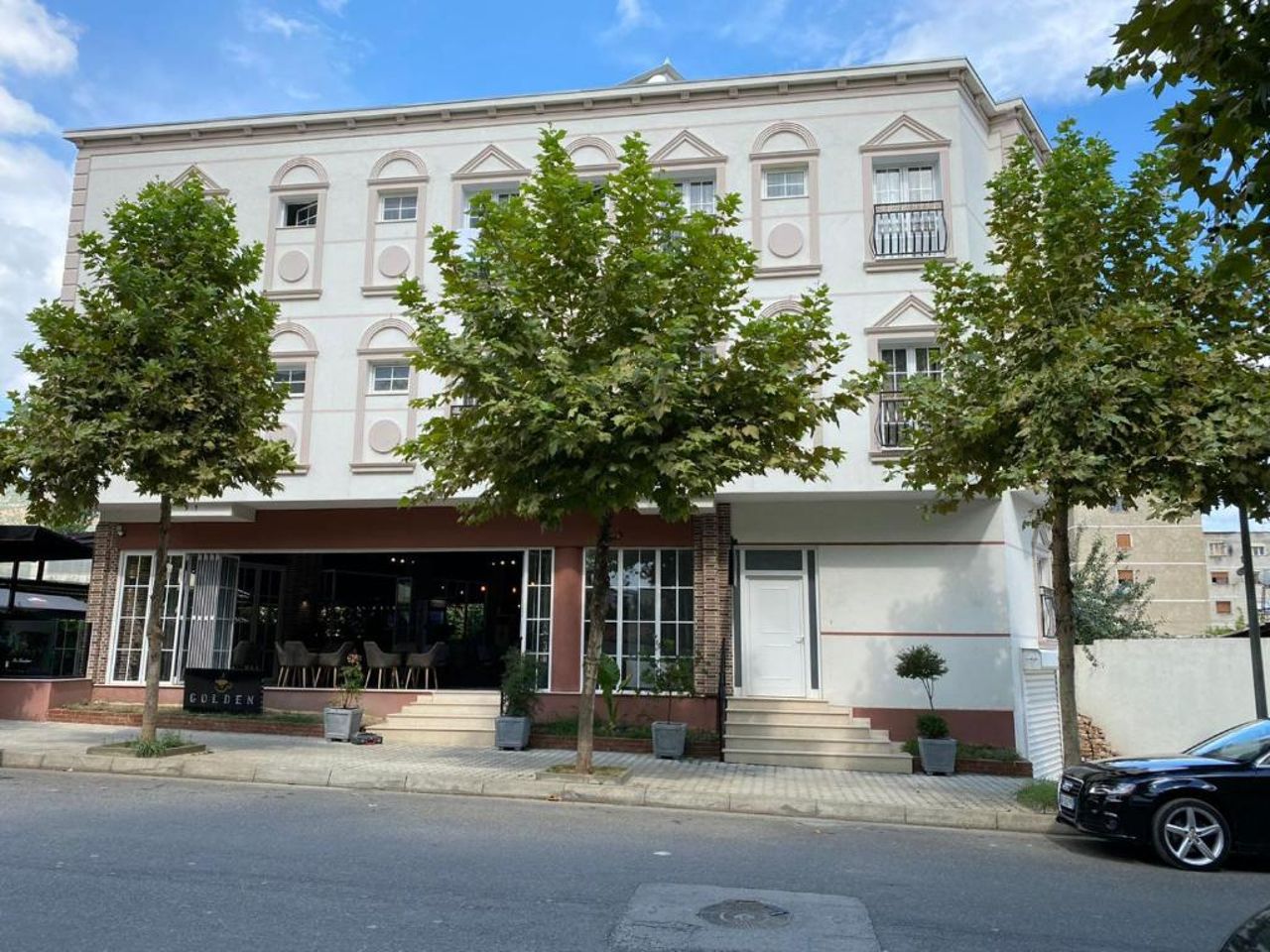 Hotel Golden