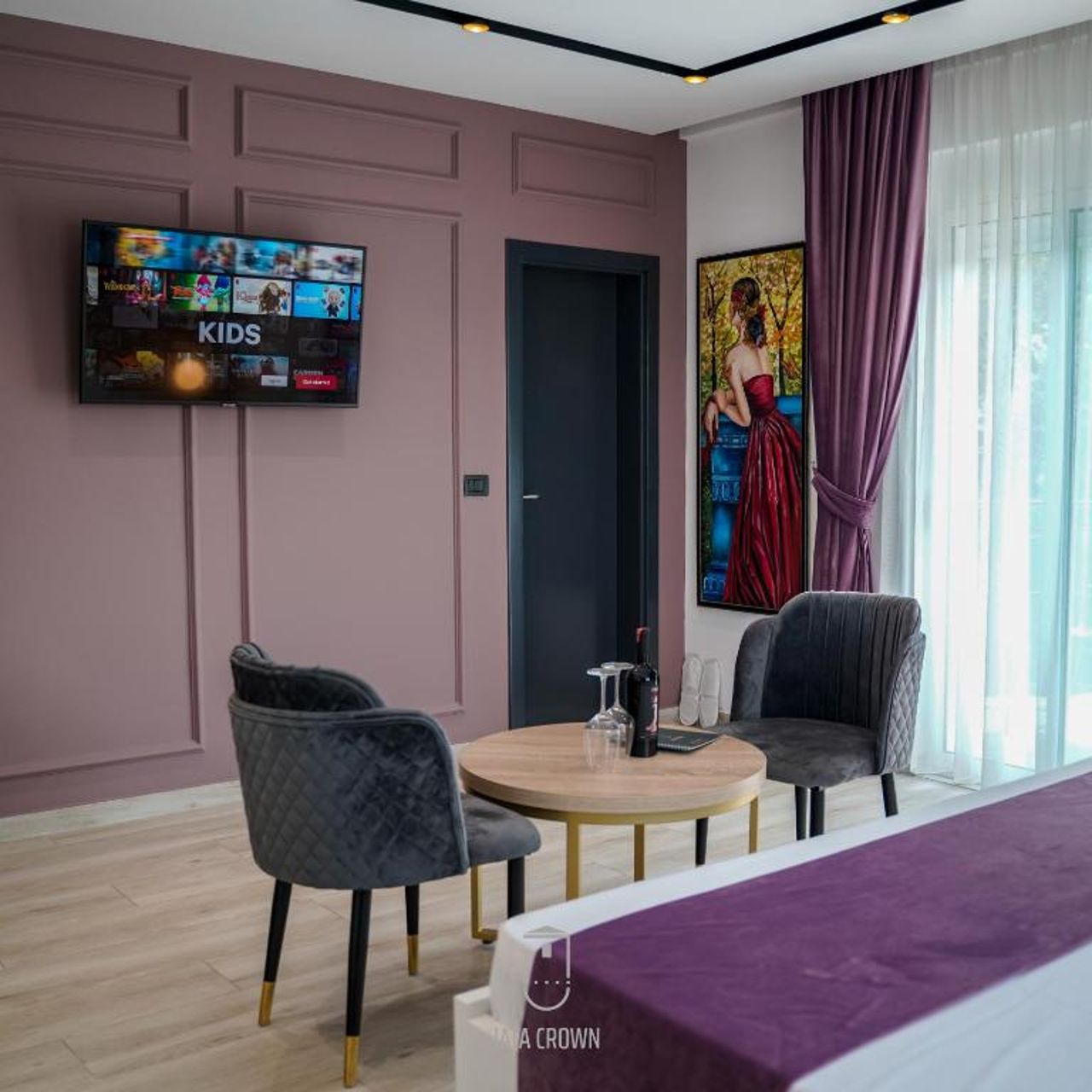 Jata Crown Hotel
