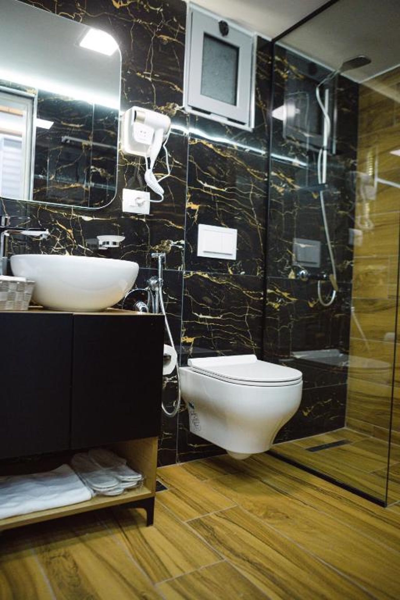 Duplex Rooms