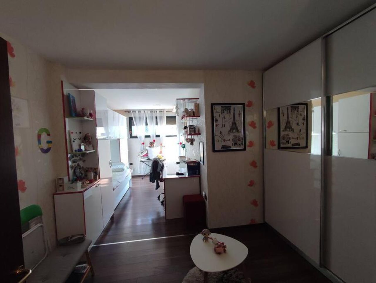 Promenade 3-Bedroom apartment with large balcony.