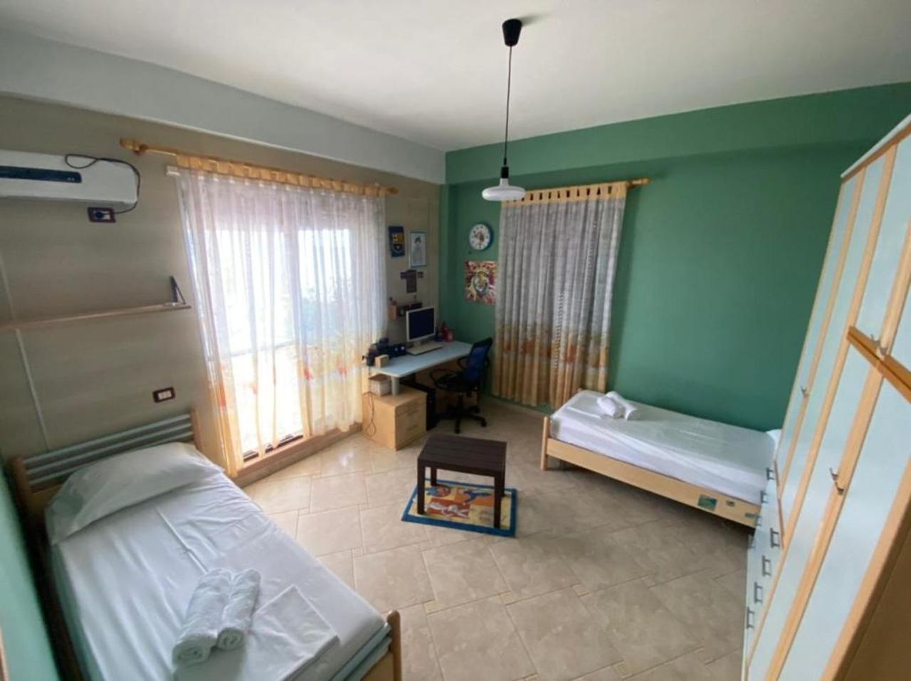 Promenade 3-Bedroom apartment with large balcony.