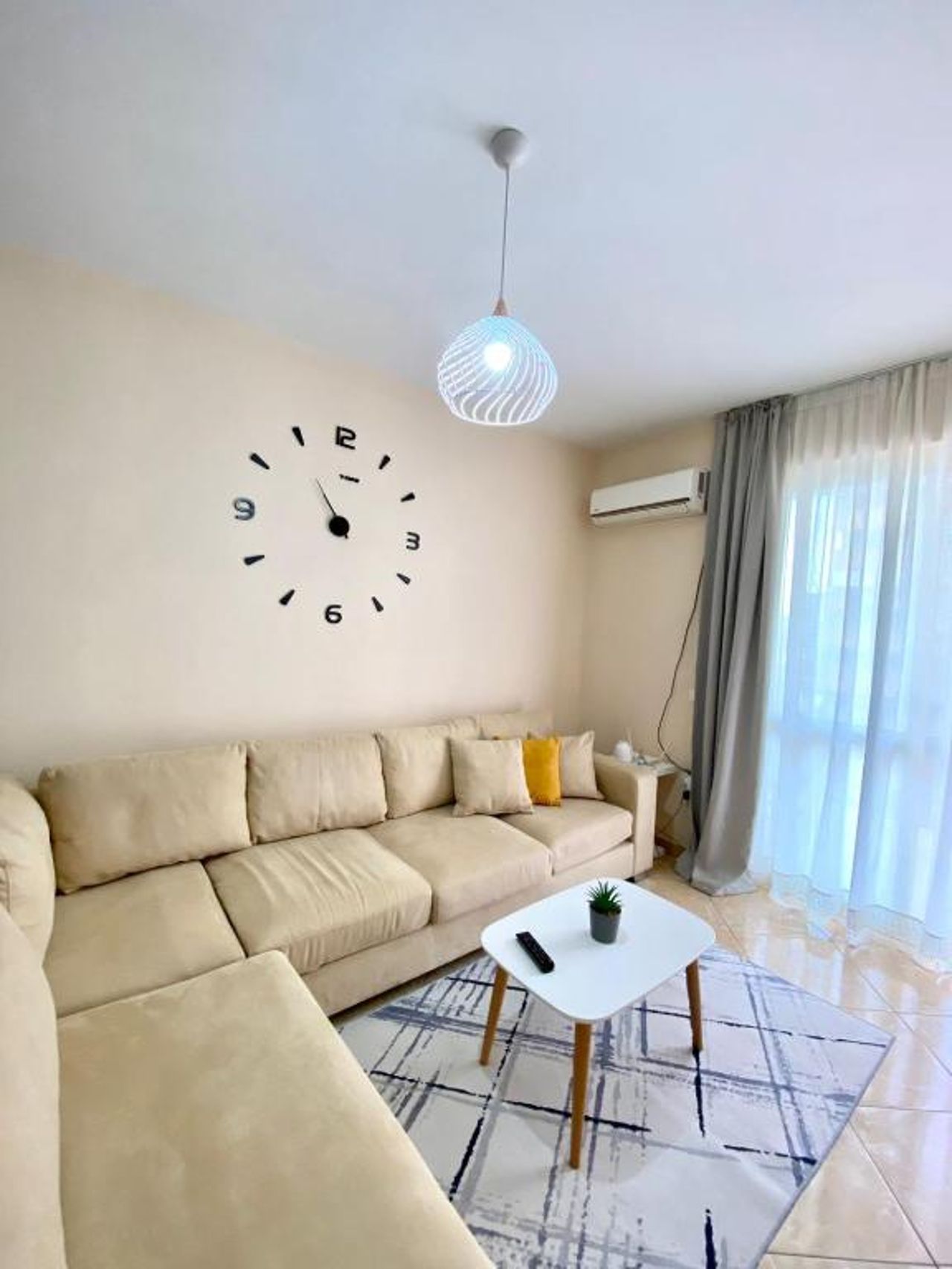 Chlo apartment 2 Tirana