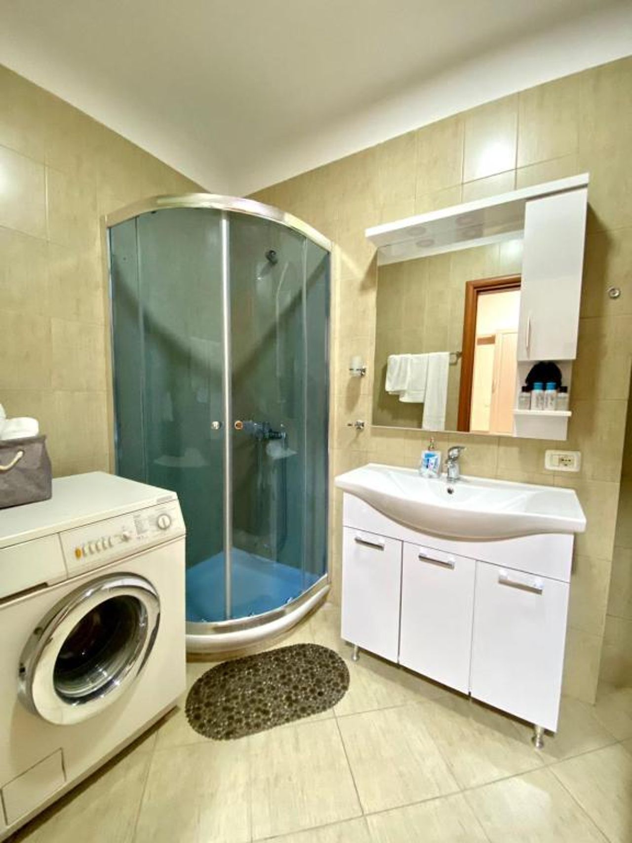 Chlo apartment 2 Tirana