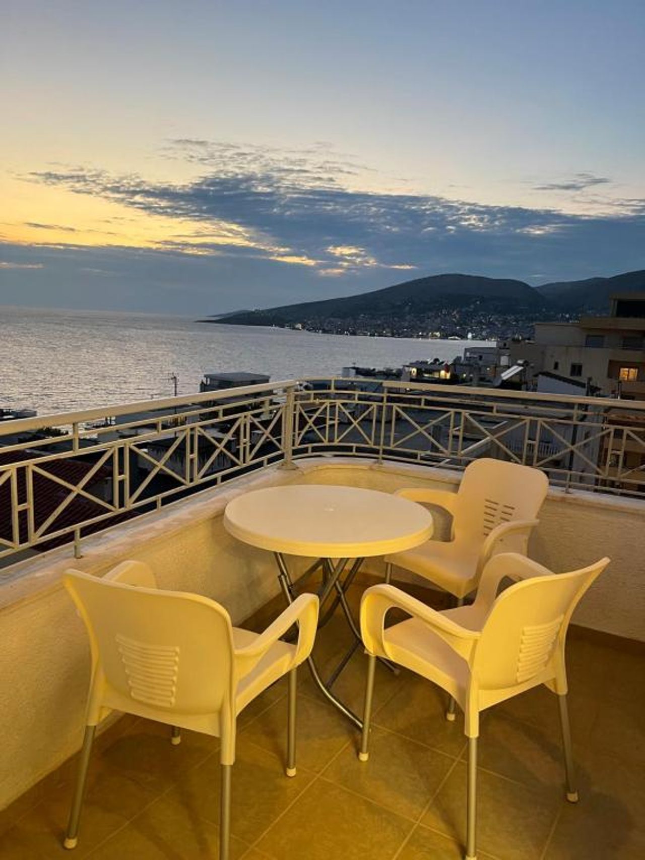 Domi Luxury beach view apartments in Saranda