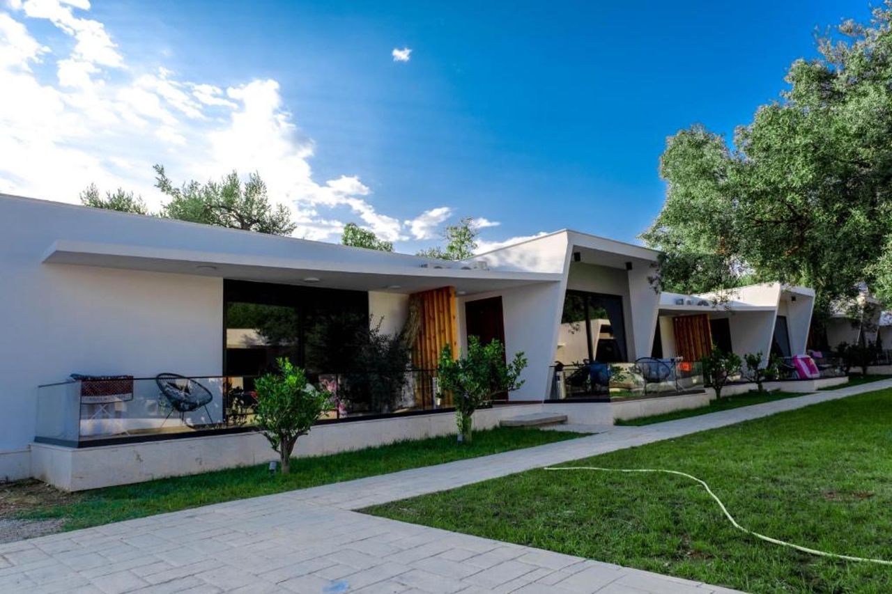 Luna Mare Seaside Suites