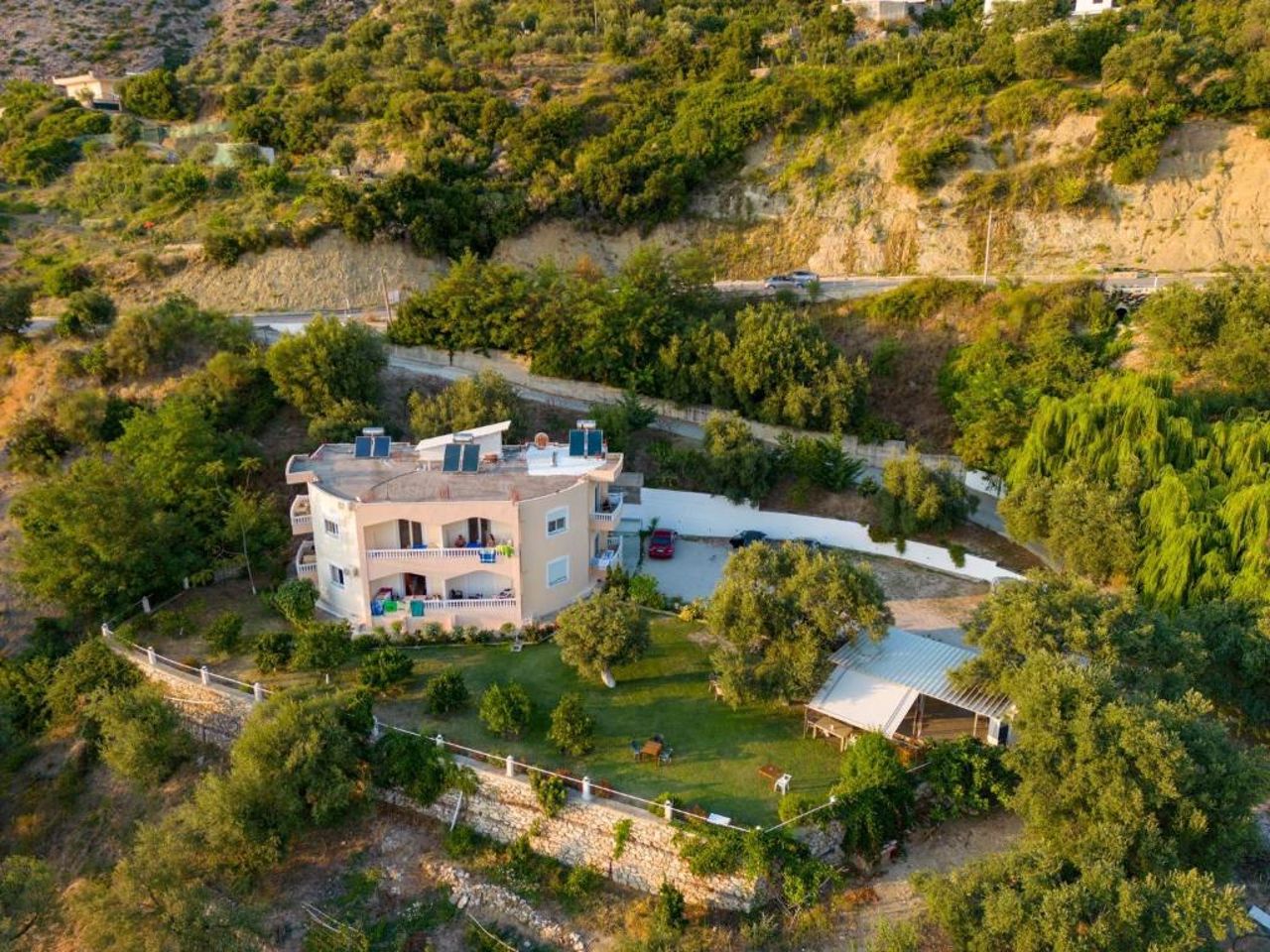 OniRana Apartments