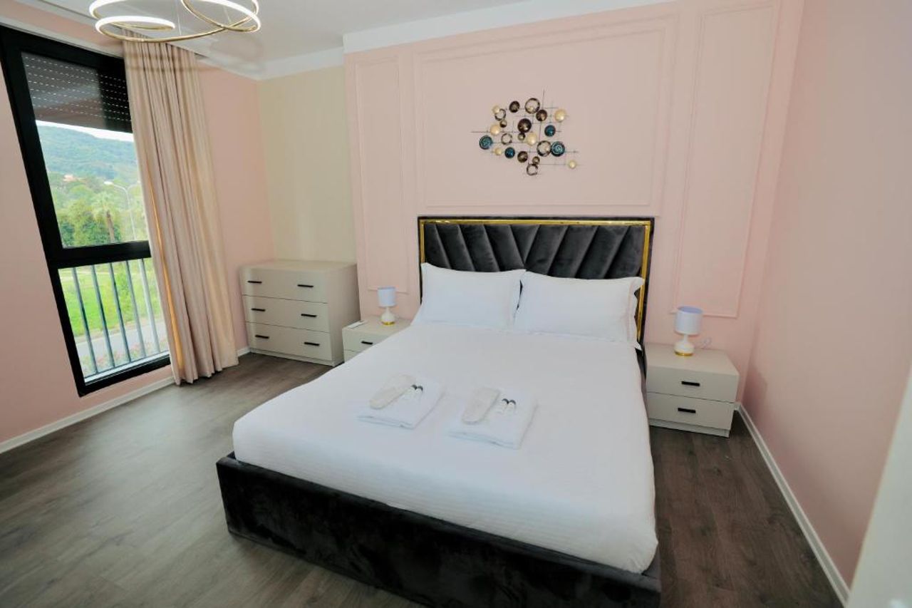 Miku Apartment - Unique 3 Bedroom At Olympic Residence