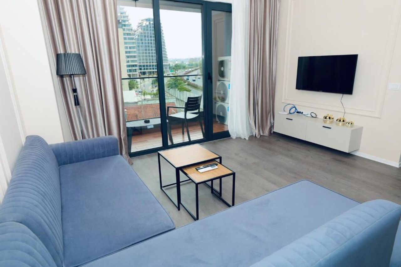 Miku Apartment - Unique 3 Bedroom At Olympic Residence