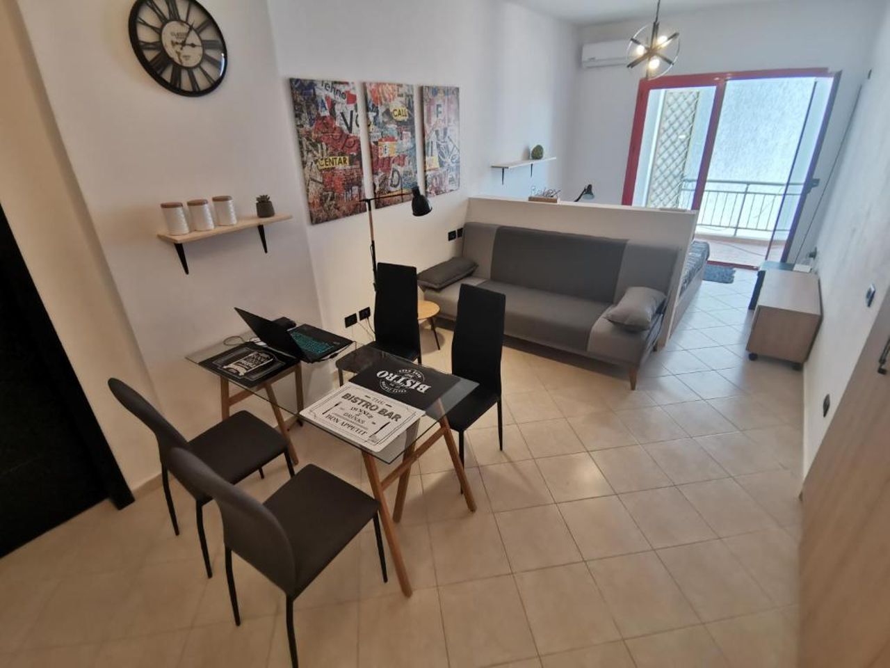 Art Apartment Clever