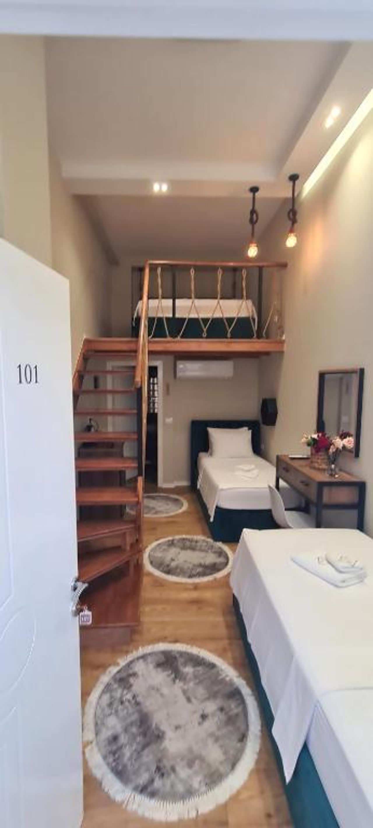 Duplex Rooms