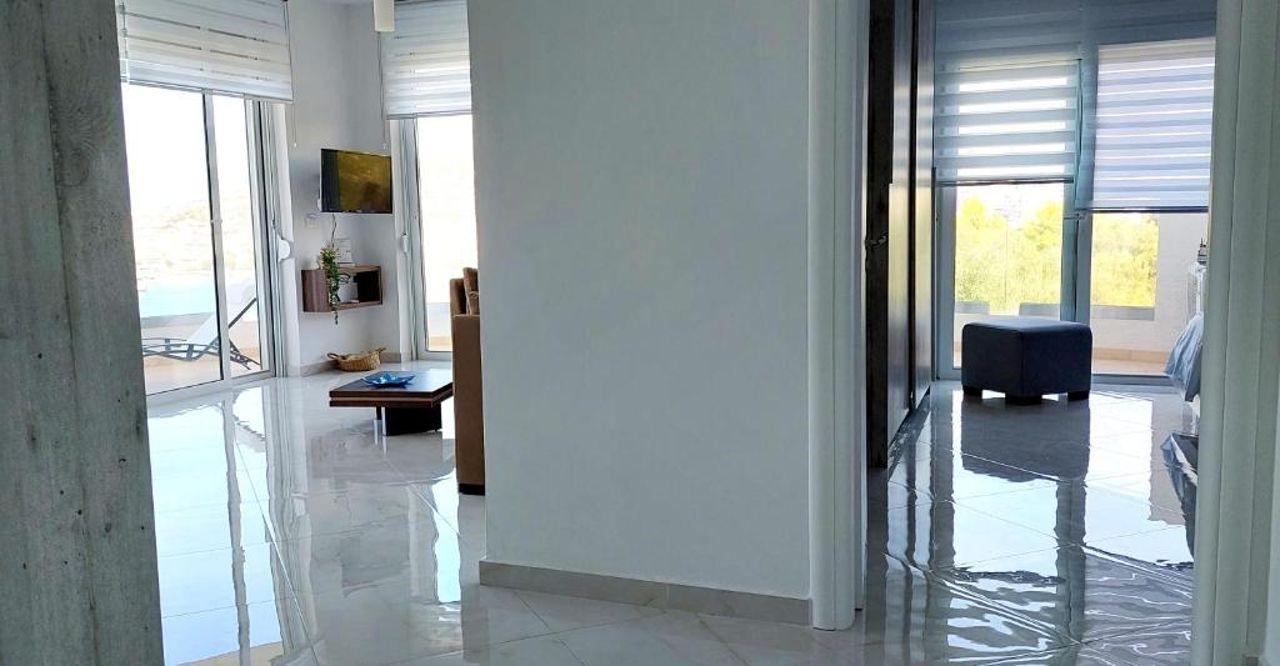 Cirasola Home - White Residence 1