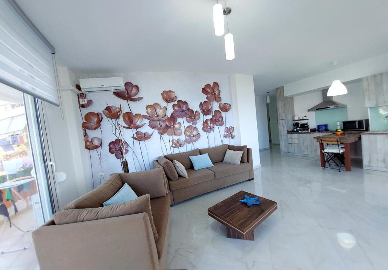 Cirasola Home - White Residence 1