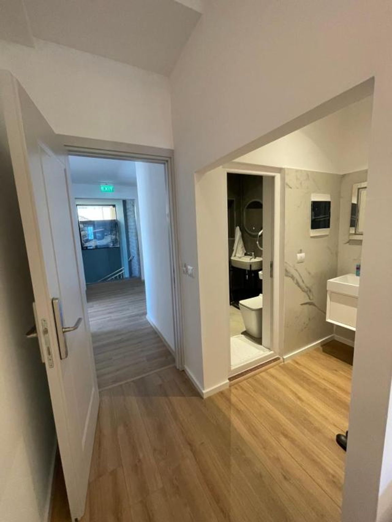 Ladi Rooms